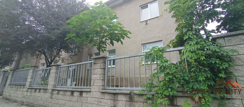 predna strana partizanska.jpg